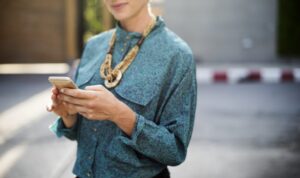 Boosting Sales of Fashion Accessories Through Influencer Partnerships