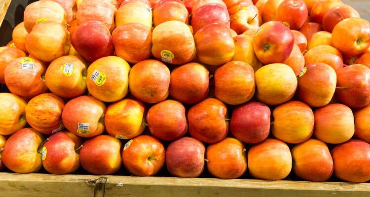 How to Market Fashion Accessories Effectively Online